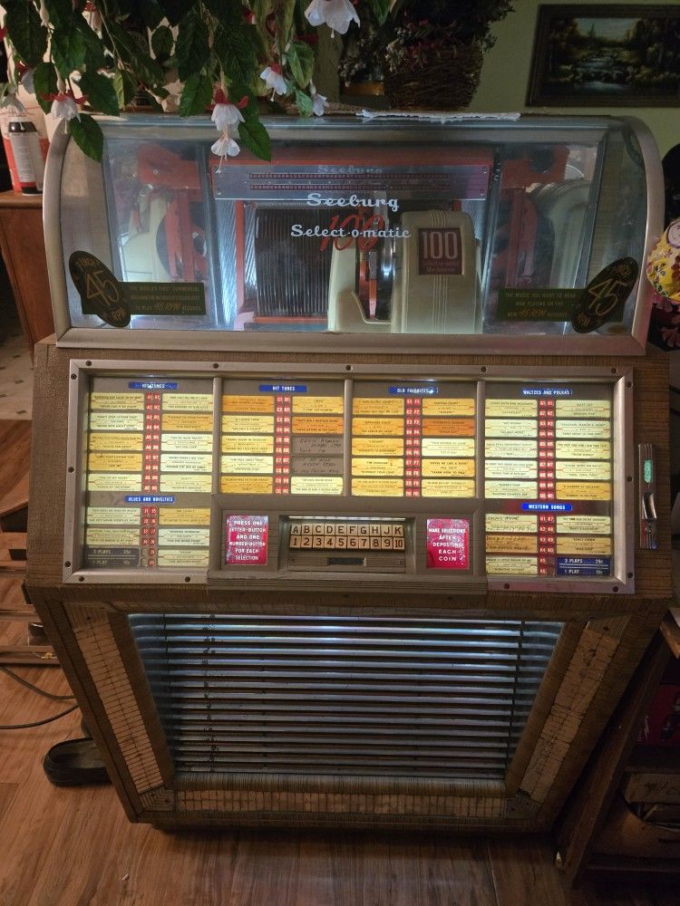 Vintage Juke Box