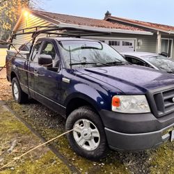 2007 Ford F-150 XL - Manual Transmission