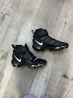 Nike Football Cleats- 6 Youth