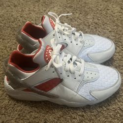 Nike Air Huarache Crater Premium’ White and Orange. 