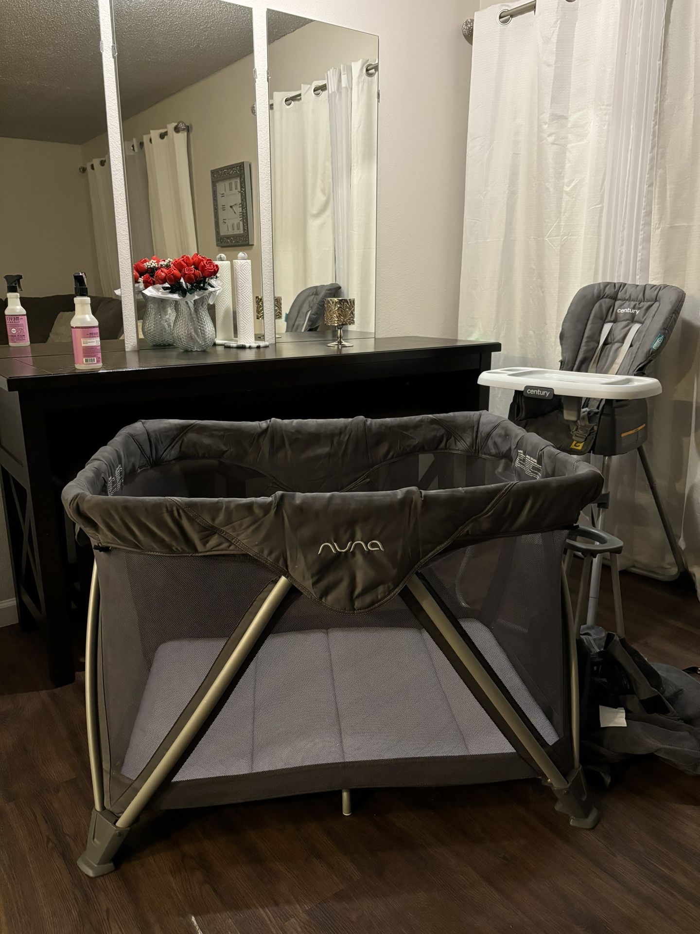 Nuna Playpen