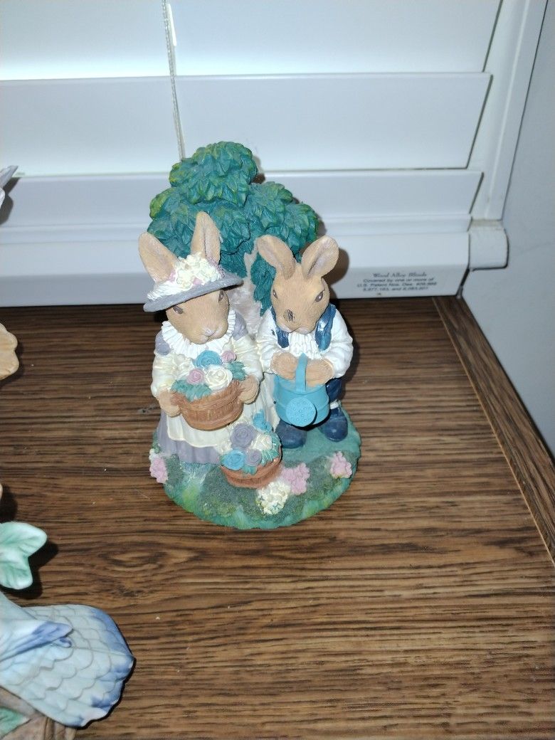 Bunny Couple Figurine