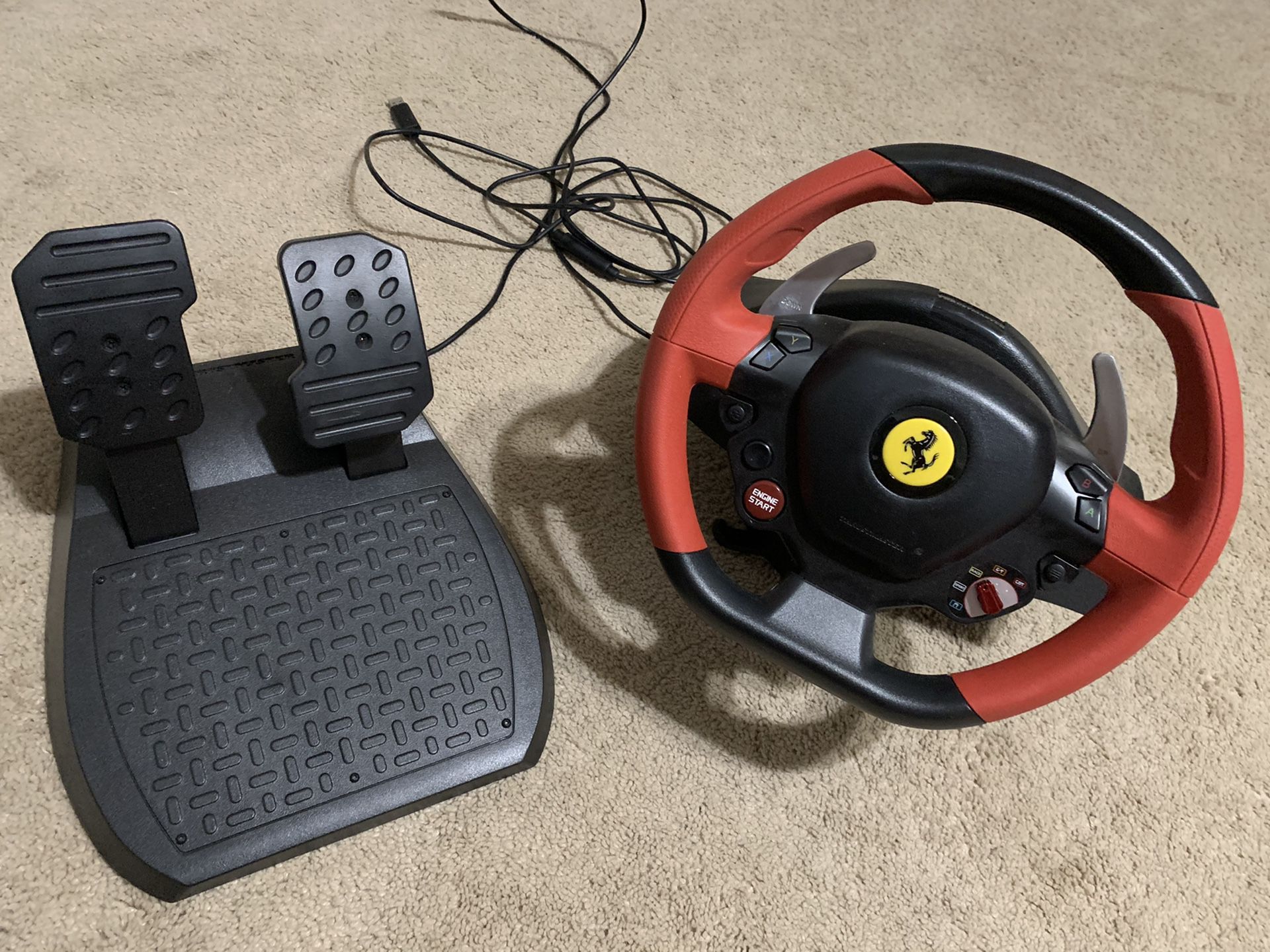 Thrustmaster Gaming Racing Wheel