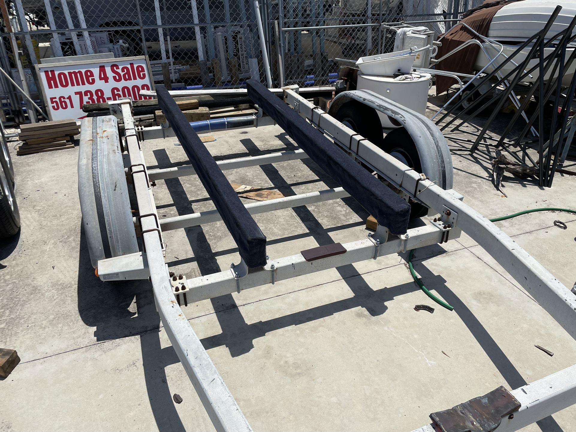 Boat Trailer 24 To 27 Ft
