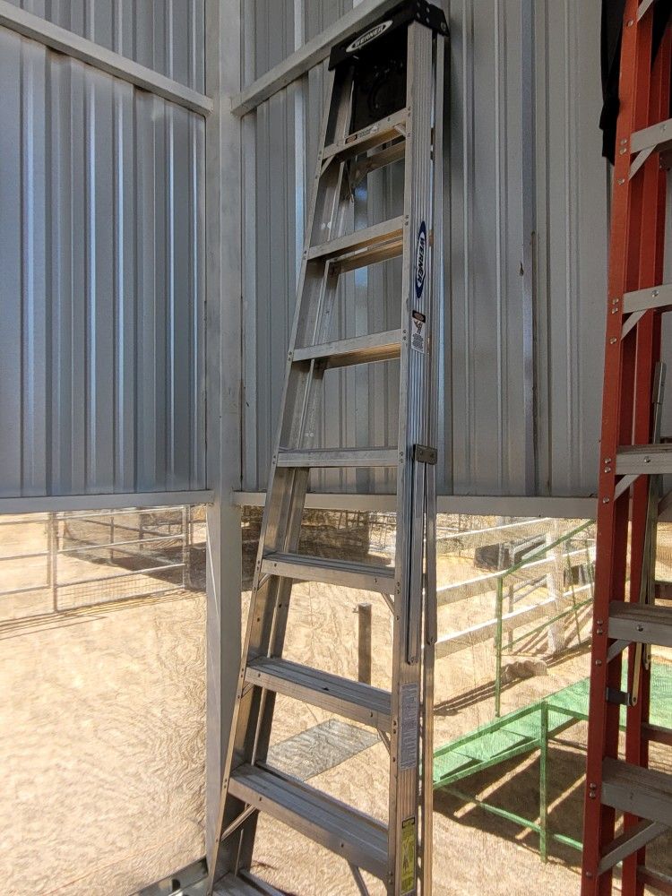 10ft Step Ladder