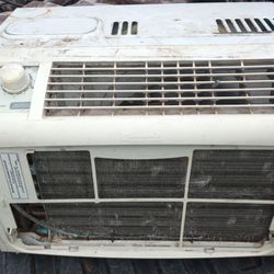 5000btu,Air Conditioner, Window Air Conditioner, AC, Works, But Ugly, $19
