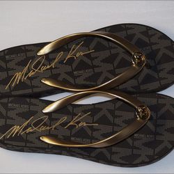 100% Authentic Michael KORS MK Bedford Wedge Sandals Shoes Size 10 