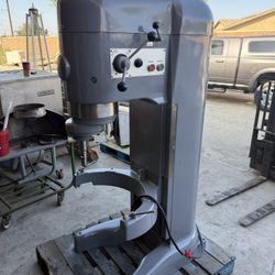 Hobart Mixer  140 Qt 