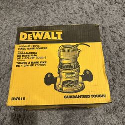 Dewalt 1 3/4 HP Router