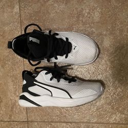 PUMA YOUTH SIZE 12