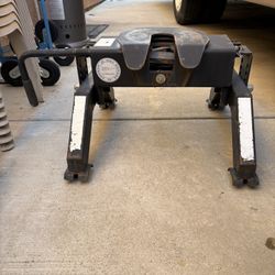 RBW 15K - Li’l Rock’r 5th Wheel Hitch 