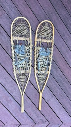 Snowshoes Wood Frame