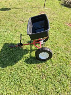 Craftsman Pull Behind Spreader