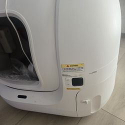 Pet Kit Cat Litter Almost New