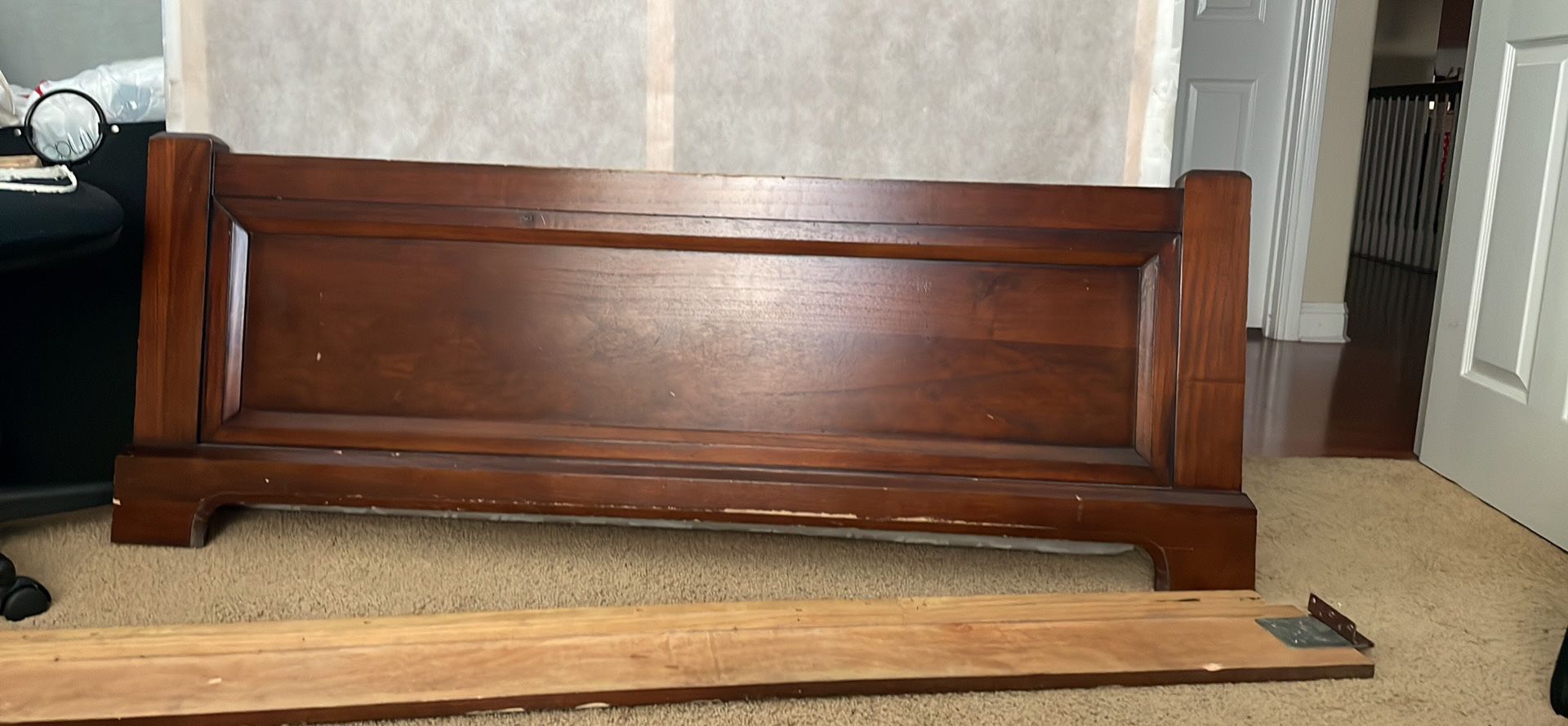 Wood Bed Frame Queen 
