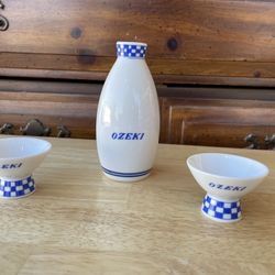 Porcelain Japanese Ozeki Bottle And Cups 