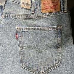 Size 40 Levi Jhorts 469