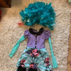 Kids Monster High costume-size small.
