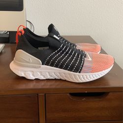 Nike Phantom Running Shoes