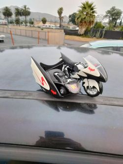 Batman motorcycle with go-kart Mattel