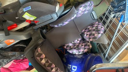 Even Flo Booster Seat Girl