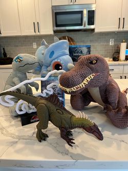 Jurassic Park/World Dinosaur Toy & Plush Collection