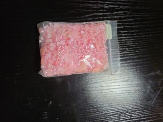 Pink pearl beads nails