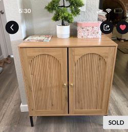 Brand new Beauriful 34" Tall Fluted Arched, Cabinet with Adjustable Shelves, organizer, for Living Room, Entryway, office, bedroom in Natural color. P