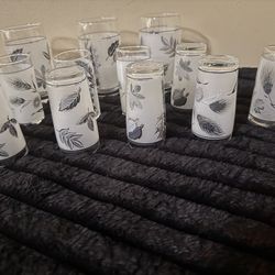 LOT OF 9 VINTAGE LIBBEY 4 OZ JUICE GLASSES SILVER LEAVES FROSTED JUICE GLASS 4”h & 3pcs 12 Oz 