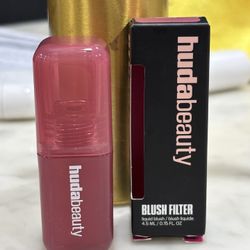 Huda Beauty Blue Filter Strawberry Cream 