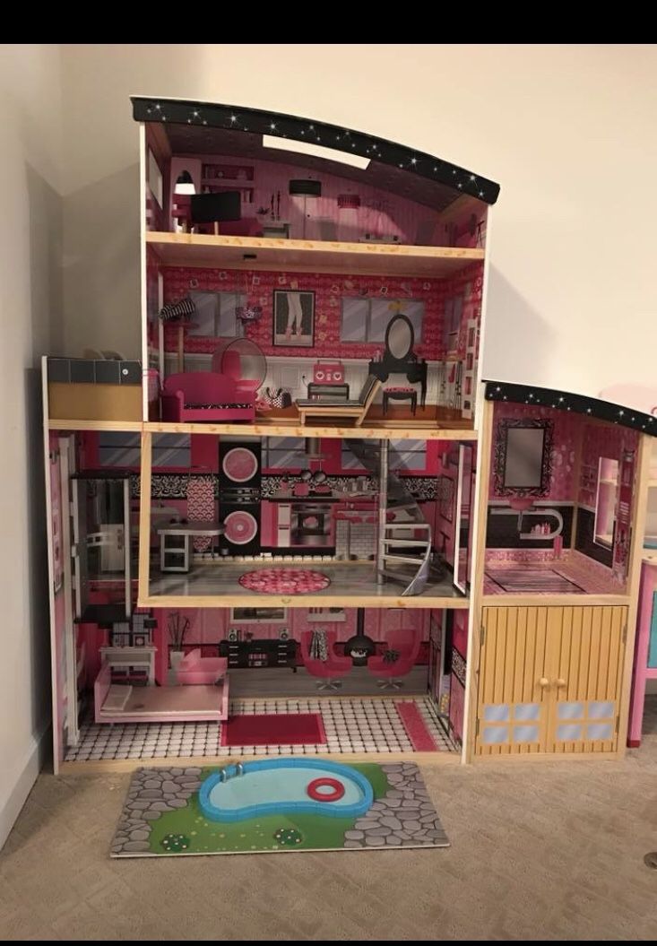 Huge doll house