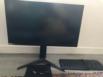LG monitor w keypad, mouse and Logitech keyboard