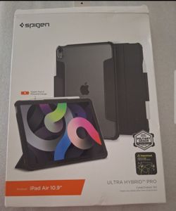 Spigen Ultra Hybrid Pro Case for iPad Air 10.9" – Black (Open Box / New)