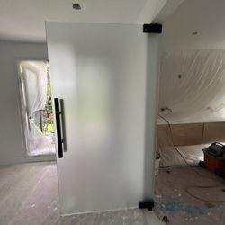 Glass Shower In All The Measures