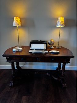 Solid wood desk