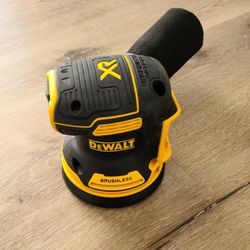 Dewalt 20v Palm Sander Brushless XR With Variable Speed Brand New Tool Only
