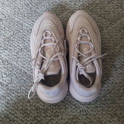 Brand New Adidas  Ozelia