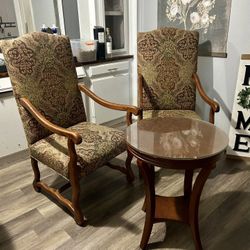 2 Antique Solid Wood Chairs & Table | Sillones estilo vintage y mesa