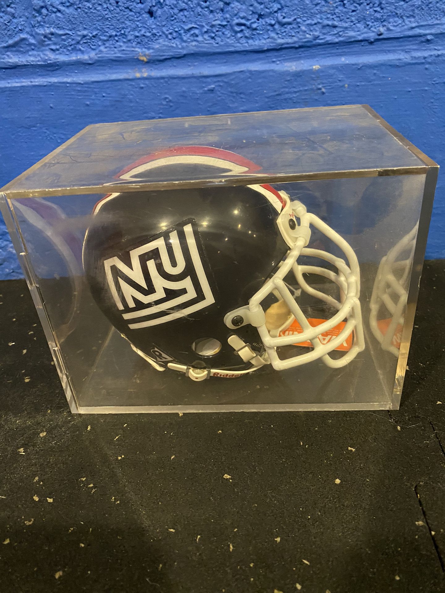 1975 Throwback New York Giants Mini Helmet