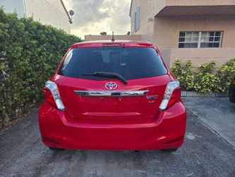Toyota Yaris 2012