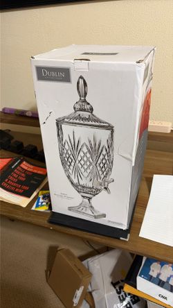 Dublin collection crystal beverage dispenser