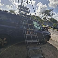 Escalera para almacén