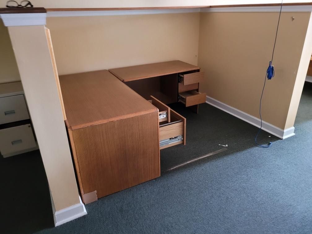 Corner Desk