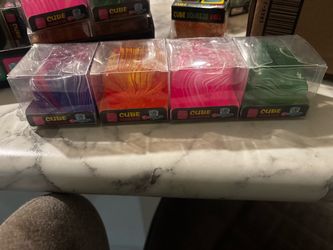 Cube squeeze
