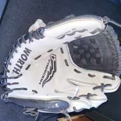 Worth Freedom Glove Model:wf100mx