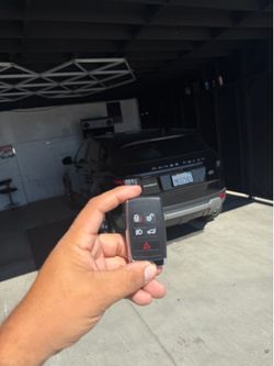 Car keys /llaves de auto