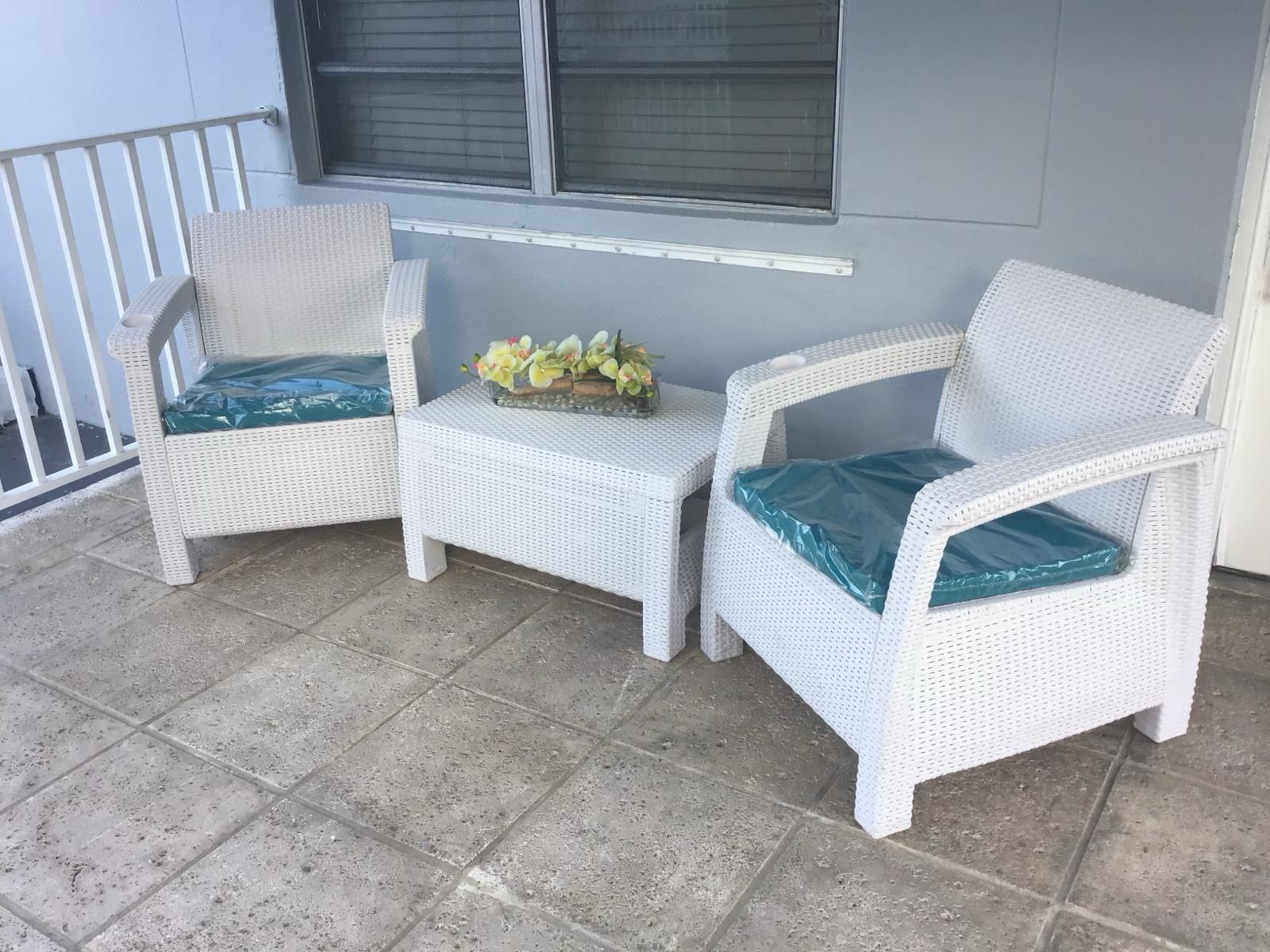 Modern Outdoor Patio Furniture Set