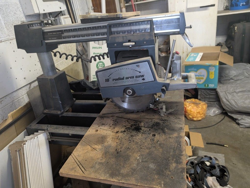 Radial Saw