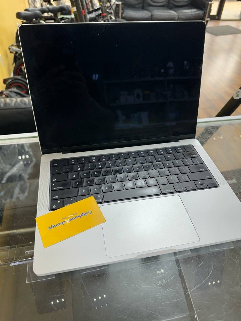 MacBook Pro 2020 256gv M1 Pro Chip $50 Down Financed