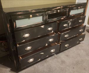 Large Black 9-Drawer Dresser, Distressed